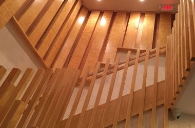 金牌建筑打造的硬木楼梯与扶手